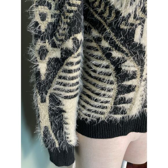 Freeway Anthro Women's Black Cream Gold Soft Fuzzy Sweater. Size Sm. EUC. - Picture 5 of 6